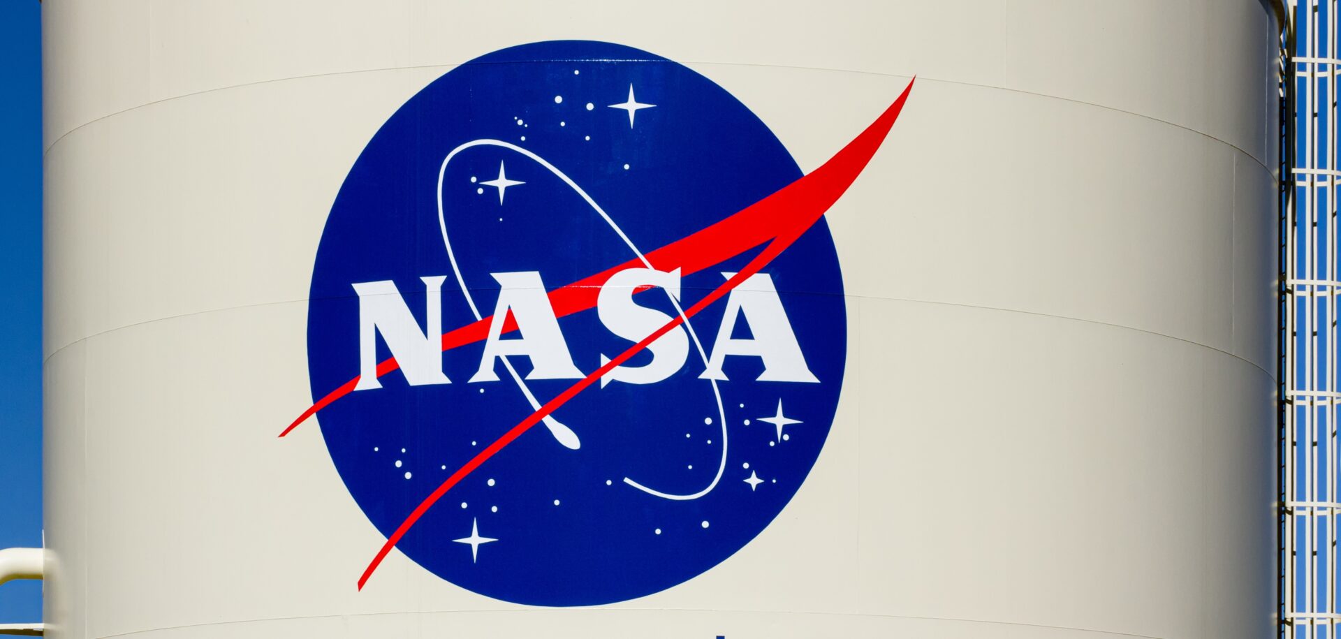 SANTA CLARA,CA/USA - FEBRUARY 1, 2014:  NASA Ames Research Center and Trademark Logo.